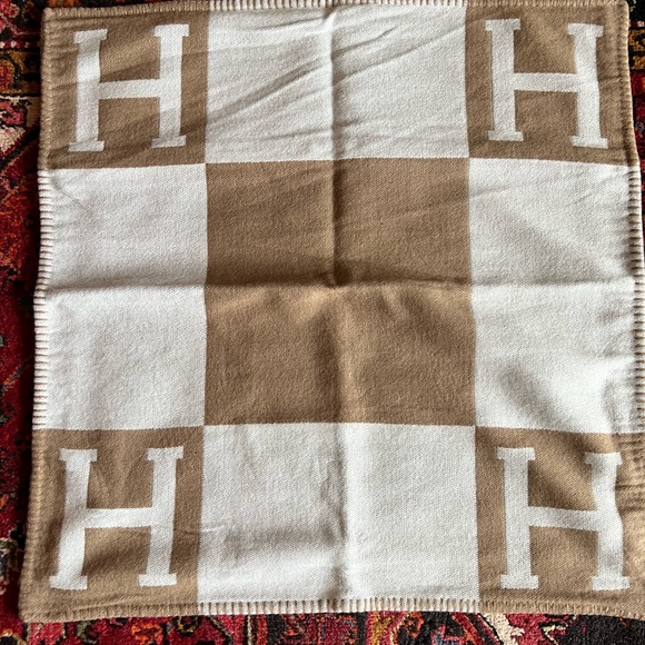 Beautiful Avalon H pillow sham wool and cashmere neutral large new - Picture 6 of 12